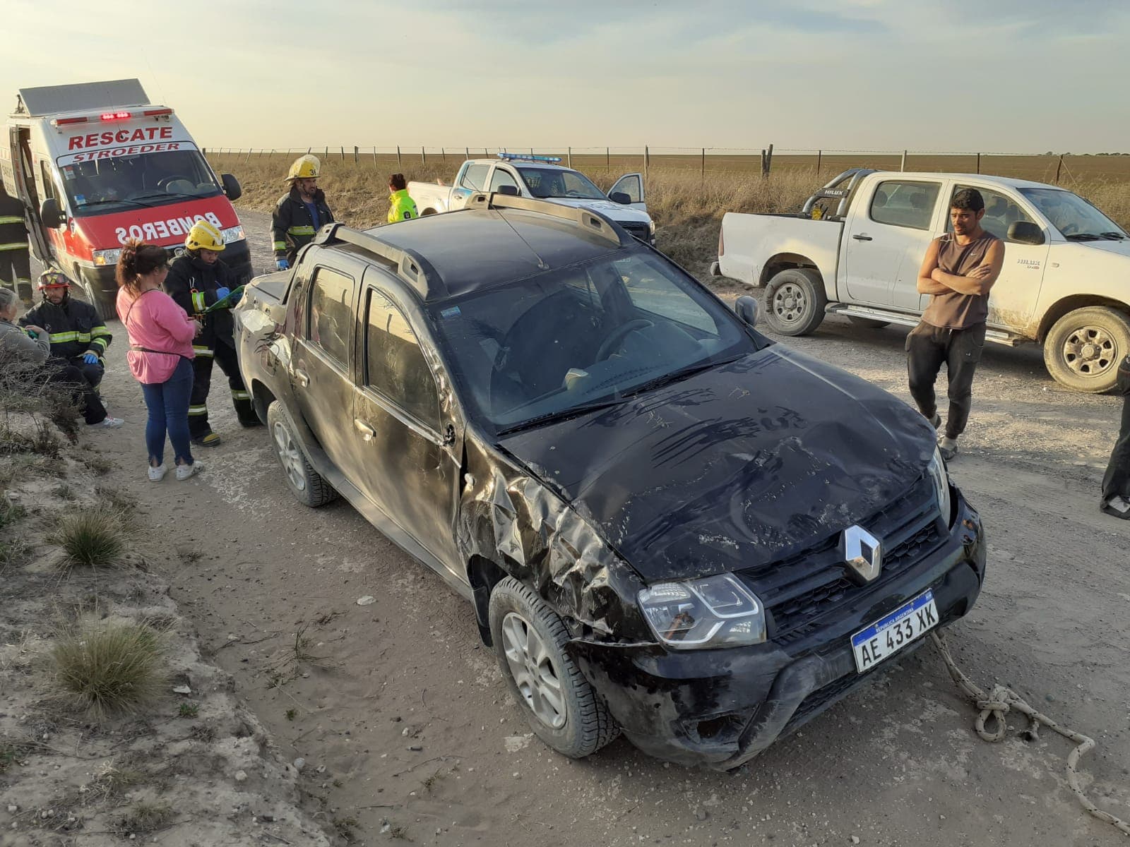 Perdió el control de su camioneta y volcó, fue entre Stroeder y Los Pocitos