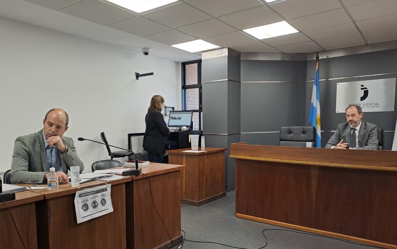 Un abogado quedó imputado acusado de abusar sexualmente supuestamente del hijo de su ex pareja