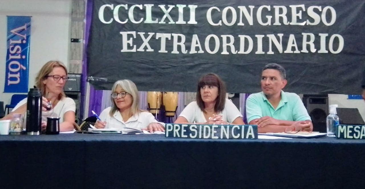 Los secretarios de Generales de UnTER se reúnen para definir que medidas tomarán y llevarán al Congreso