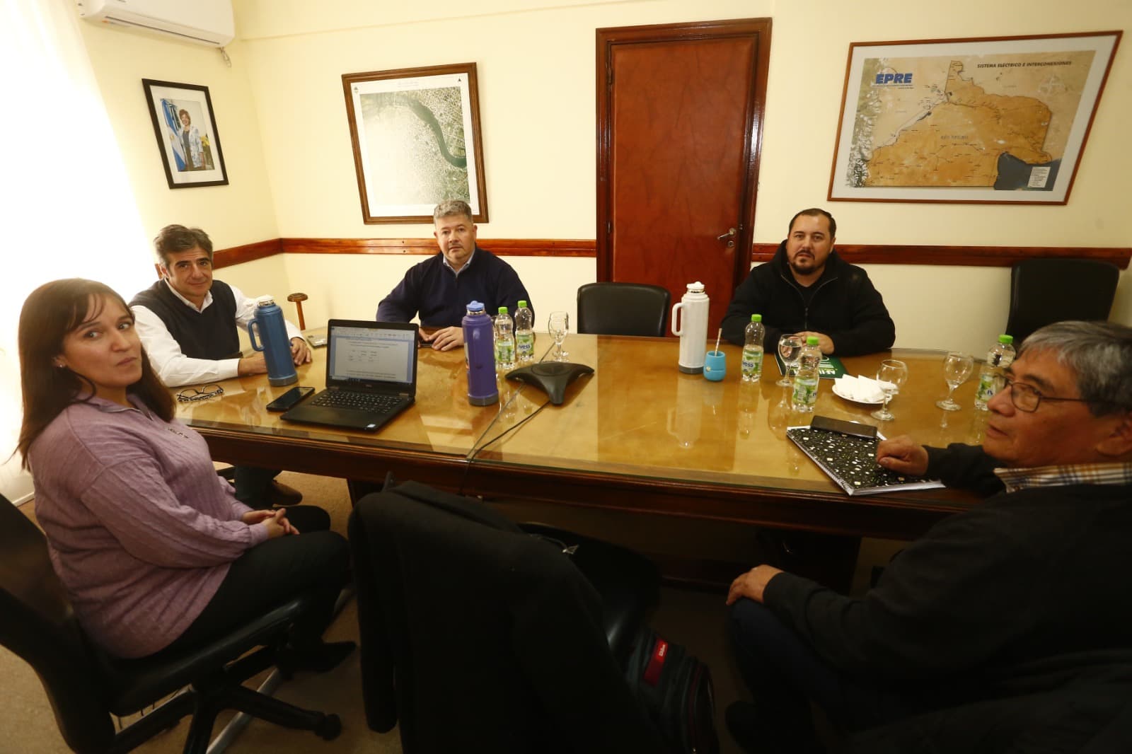 El gobierno convocó a paritaria a los gremios y ATE pospone el paro
