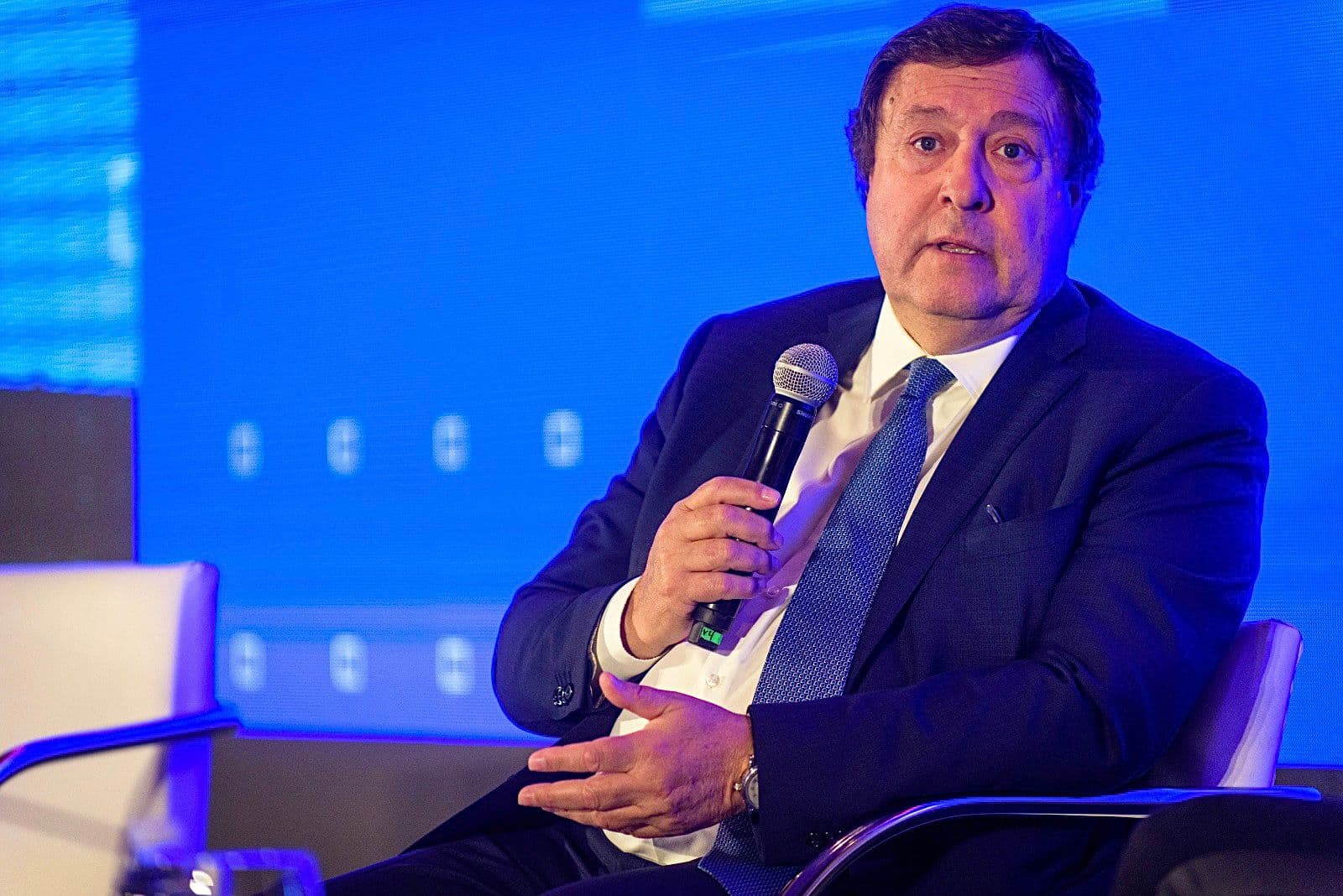 Ya estarían los nombre del gabinete de Weretilneck que tendrá ocho ministerios y dos secretarías