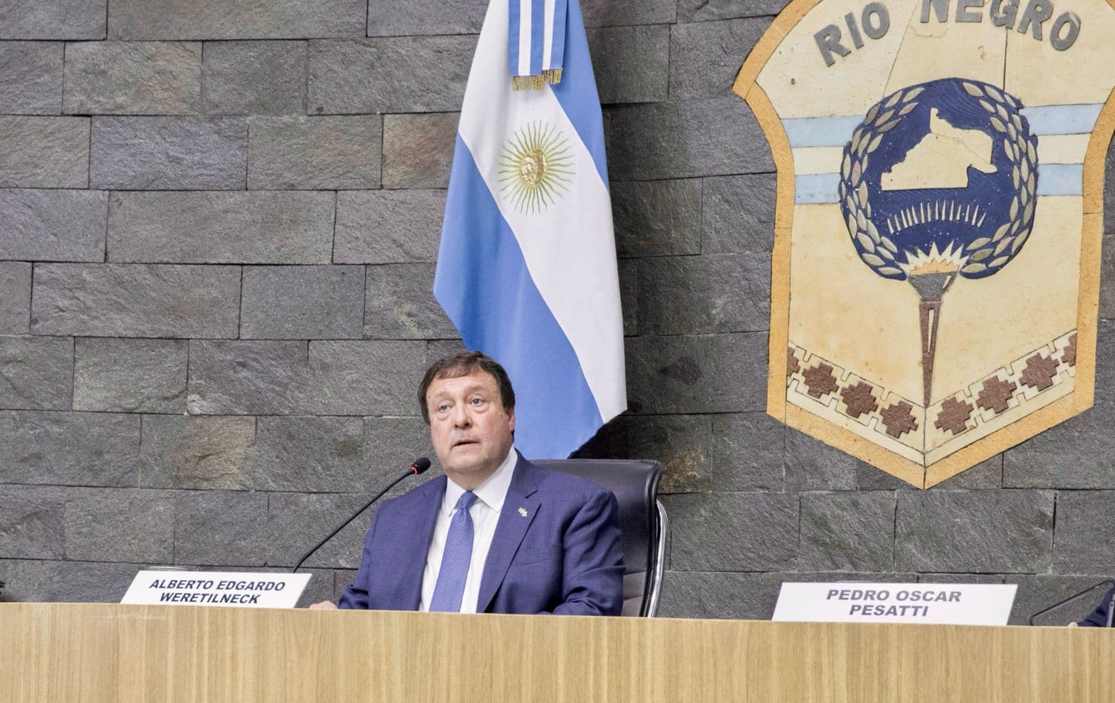 Weretilneck le dijo al presidente provisional del Senado que se “dejen de agredir y de apretar”