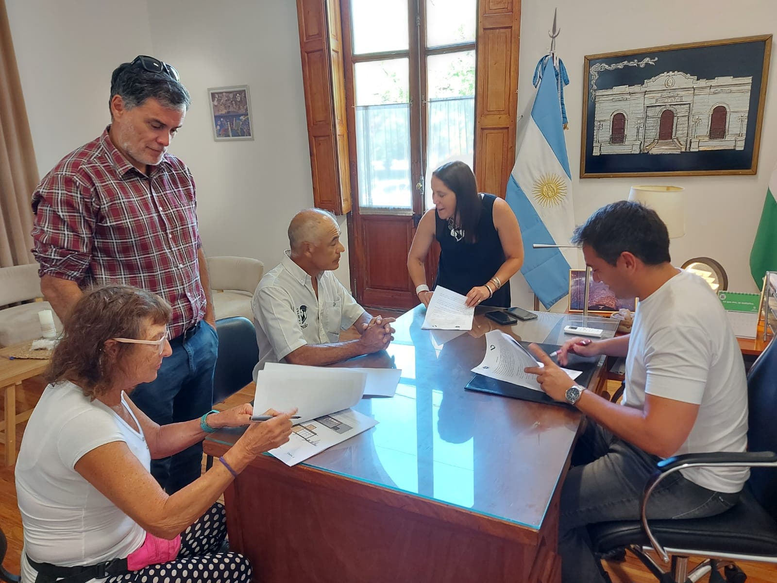 Construirán tres baños públicos en Viedma será la zona del Parque Ferreira