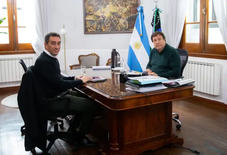 Castro respalda a Weretilneck y pide junto al Consejo de Intendente una nueva distribución de los fondos federales