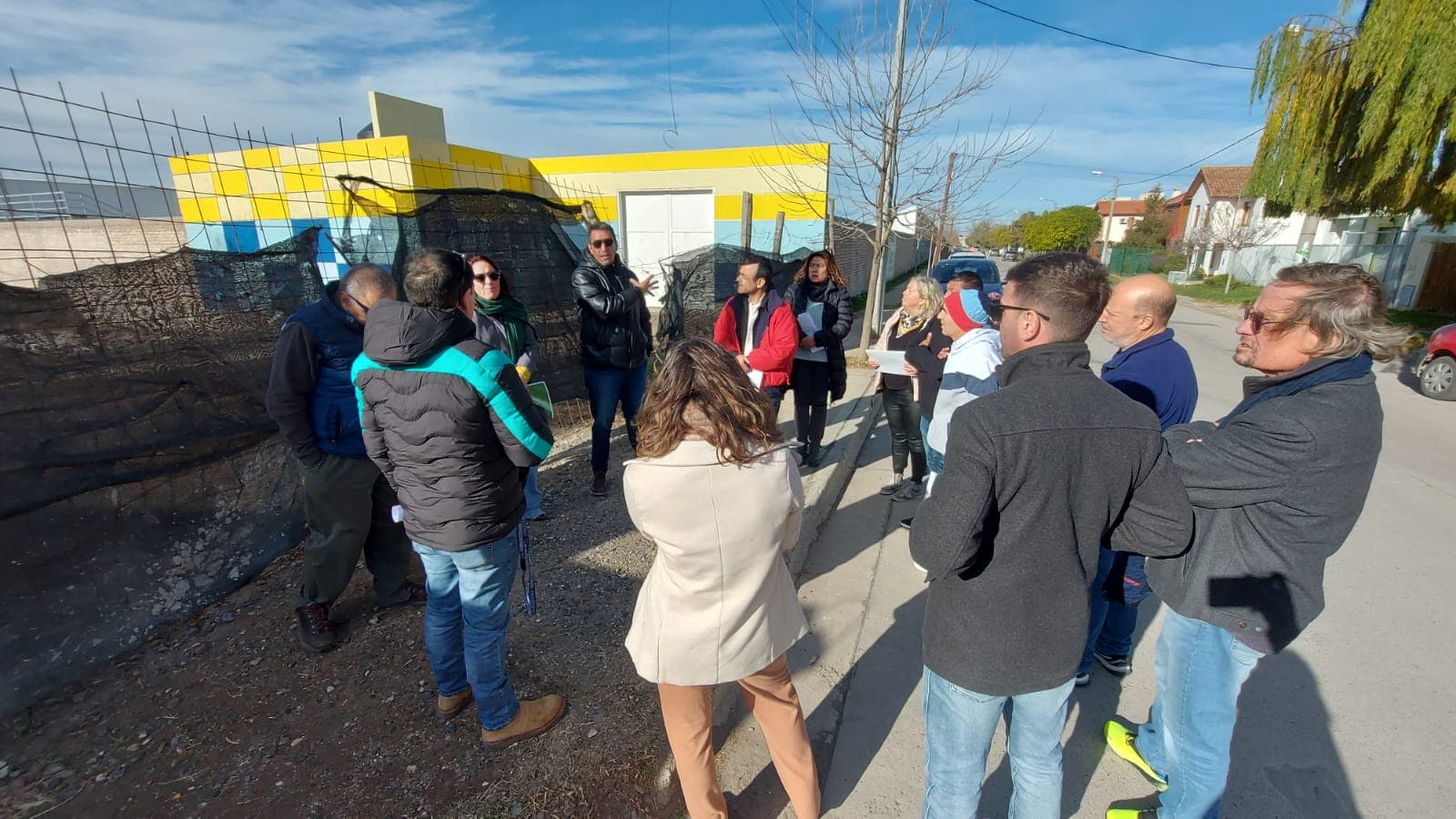 Municipio y vecinos buscan acciones para ordenar el tránsito en los barrios Zatti y Don Bosco