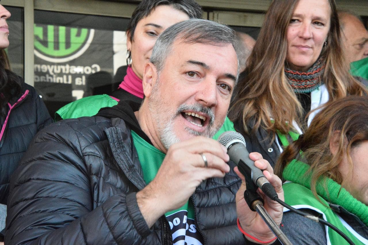 Aguiar aseguró que “con su firma los gobernadores hirieron de muerte al federalismo”