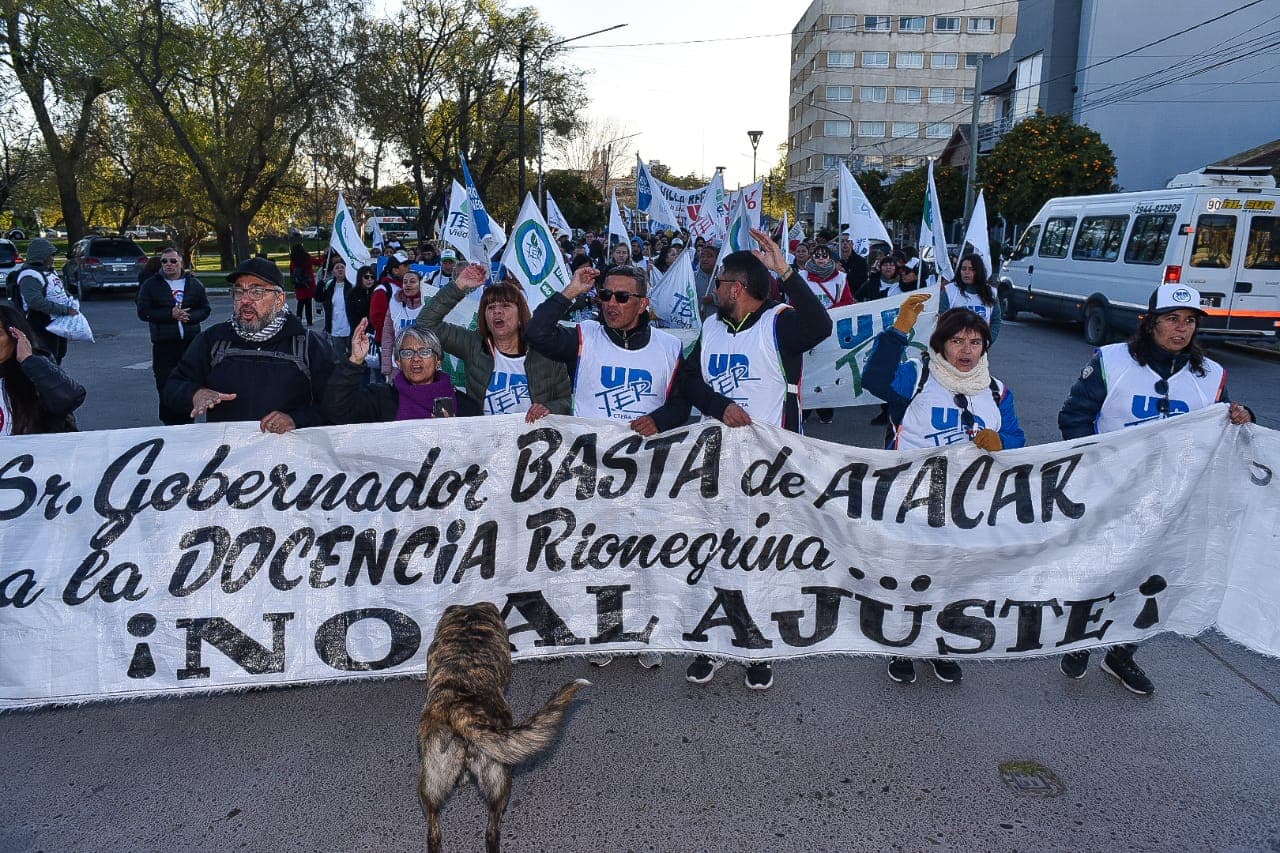 Para UnTER Weretilneck con la baja de licencias gremiales tiene «actitud disciplinadoras y de antiderechos