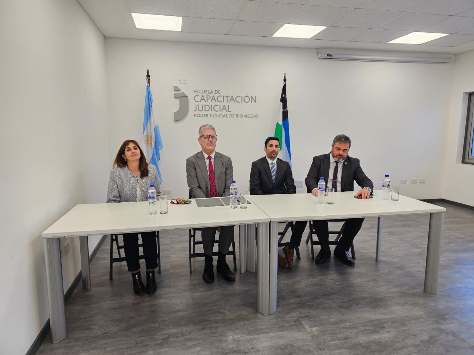 Se firmó un convenio entre el Poder Judicial y el Colegio de la Abogacía de Viedma