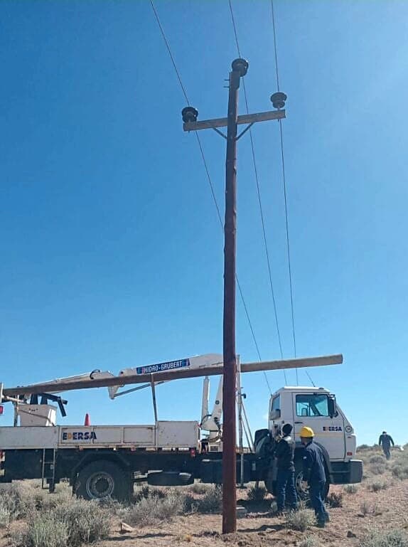 Solicitan a Edersa que las cooperativas de telefonía no paguen por el uso de postes eléctricos
