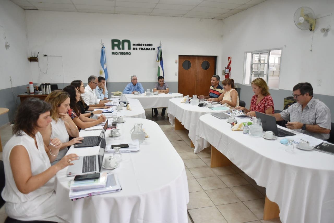 Para UnTER, «el gobierno provincial se sigue poniendo en riesgo el inicio del ciclo lectivo 2025»