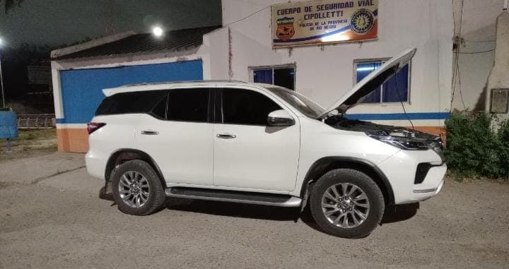 Secuestran una camioneta de alta gama en rio Negro con numerosas irregularidades