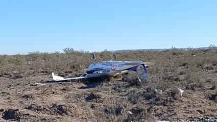 Cayó una avioneta en Allén hay una persona fallecida y dos heridos