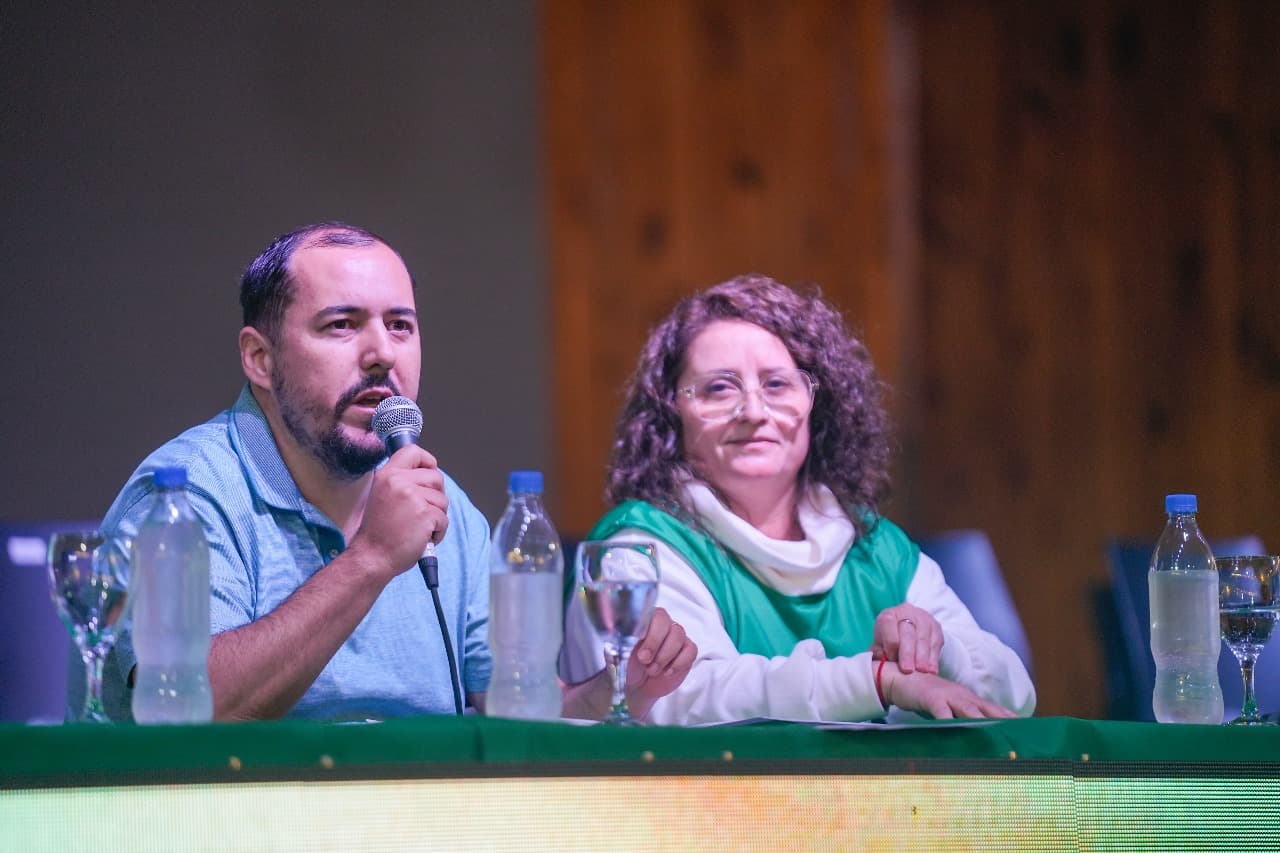 «El Gobierno miente y oculta que los costos del ajuste que sufren las provincias salen de los bolsillos de los estatales»