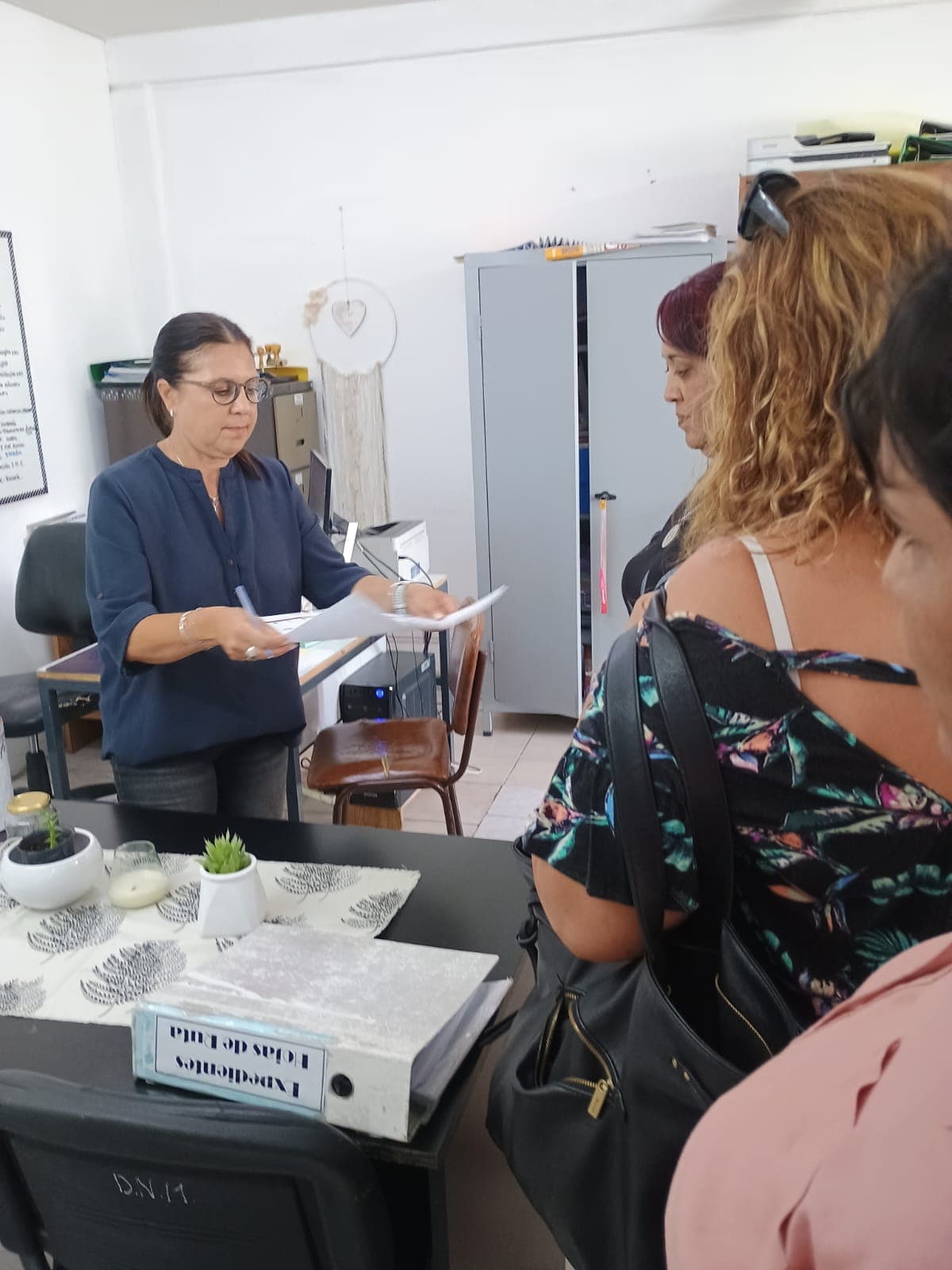 Ante la posible supresión de cargos en las escuelas por la baja de matrículas UnTER realizó una presentación
