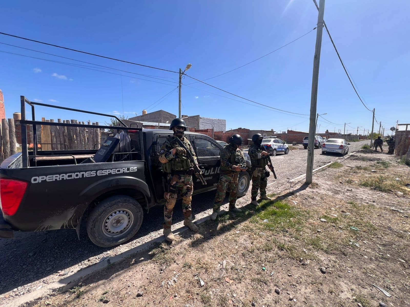 Ocho allanamientos en el barrio Lavalle y 22 de abril de Viedma donde secuestraron dos armas utilizadas en tiroteos