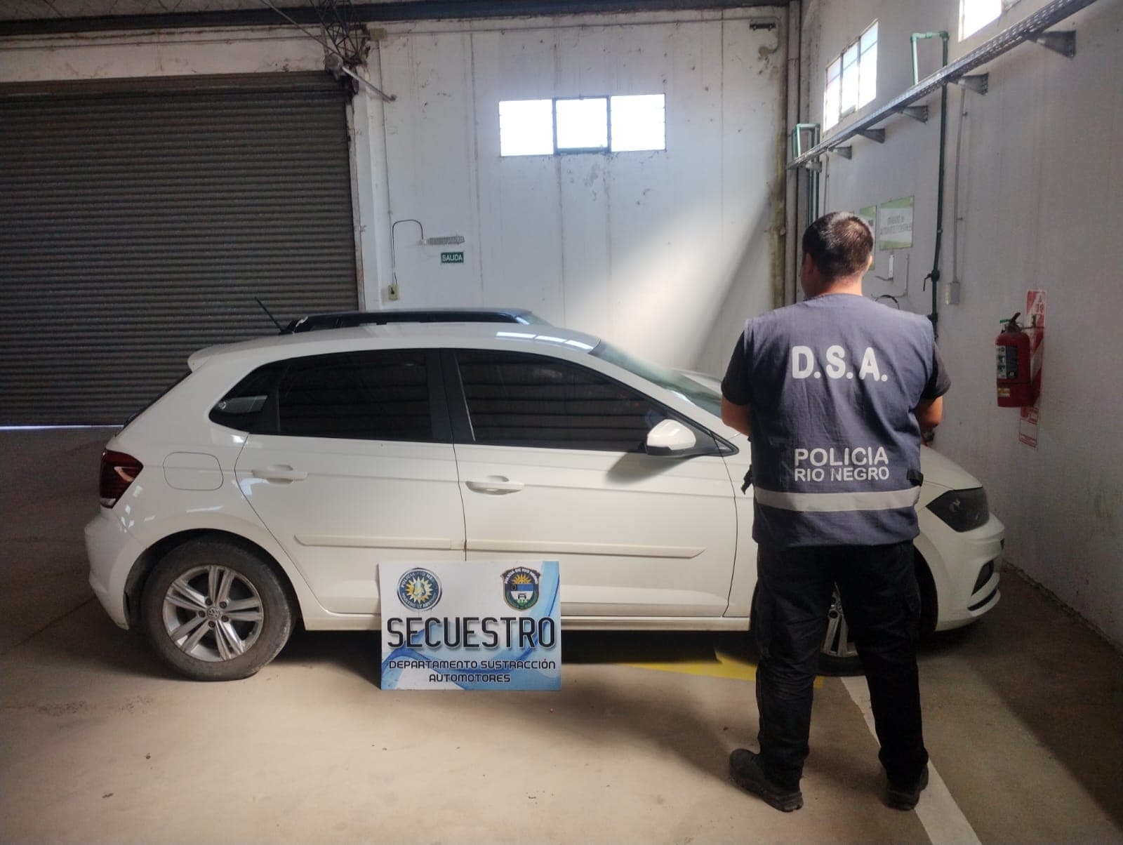 La policía secuestró dos vehículos en distintos procedimientos sobre Ruta 250 y en Viedma