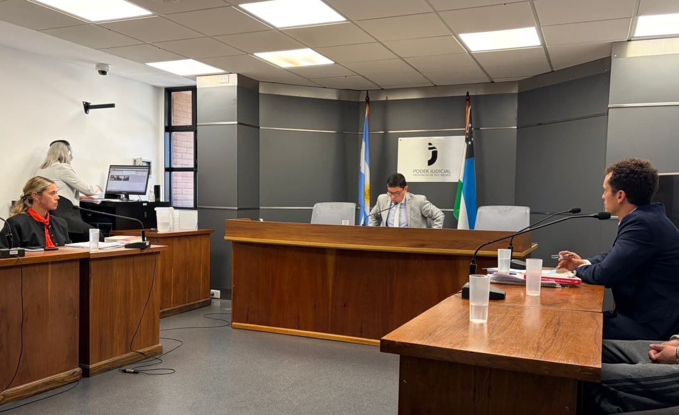 Por una muerte dudosa en Viedma hay dos imputados y seguirán en libertad