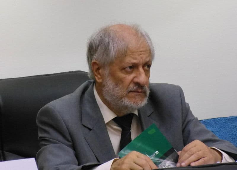 «Nadie tiene duda que gobierna con su gabinete de cara a la gente, como lo demuestra a diario»