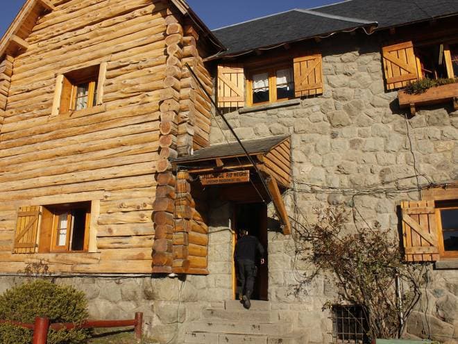 Investigan la muerte de un policía con un disparo en la cabeza en Bariloche