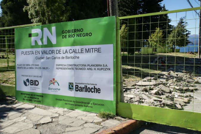 “La refacción de la calle Mitre costó un millón cien mil dólares por cuadra”