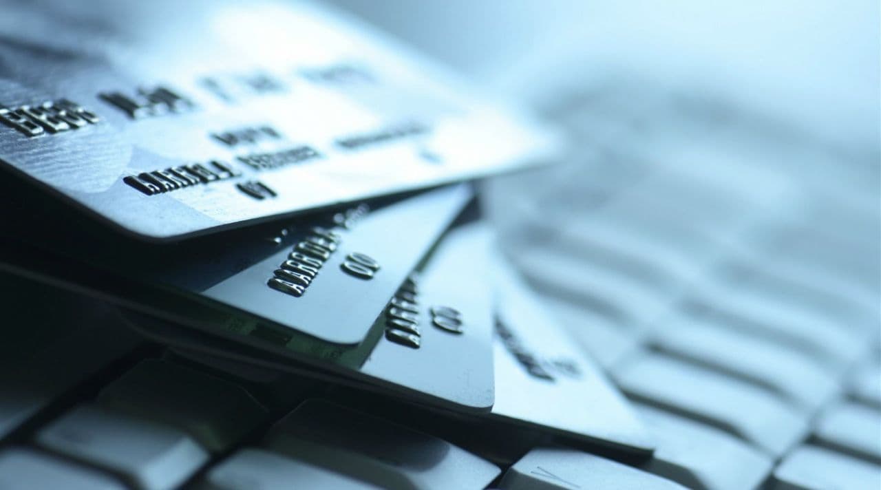 Sin su permiso le habilitaron dos seguros cuando abrió una cuenta en el banco