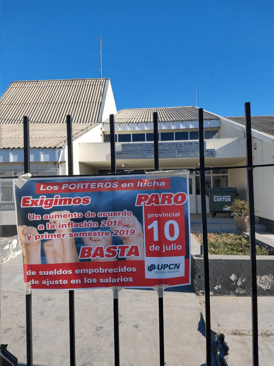 UPCN: «en el 75% de los establecimientos escolares rionegrinos el acatamiento al paro fue total»
