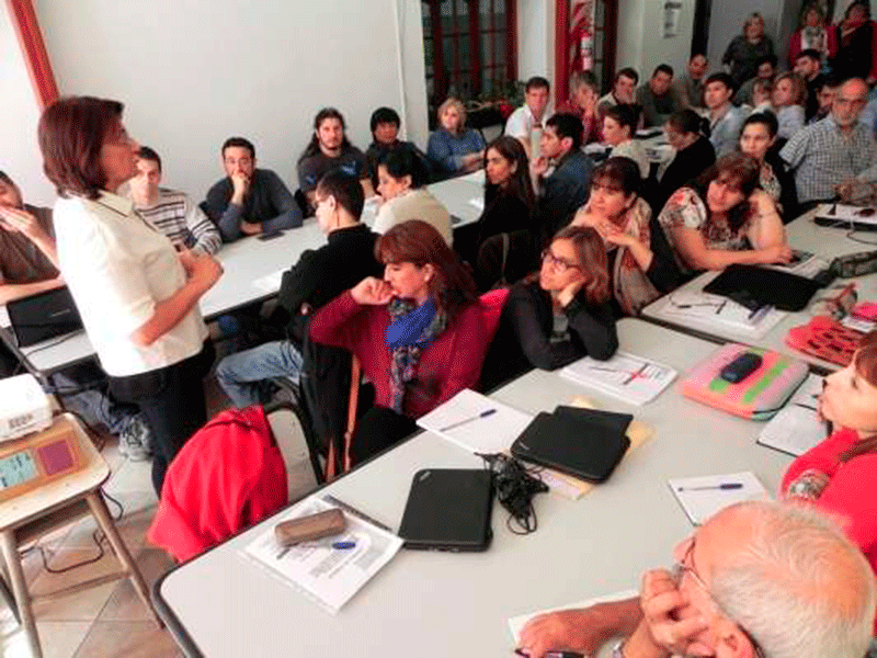 Liquidación de haberes y licencias docentes se controlará digitalmente