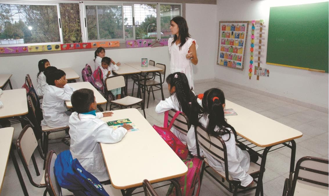 El Gobierno dice que «la Provincia de Rio Negro se sigue posicionando en el país con los mejores salarios docentes»