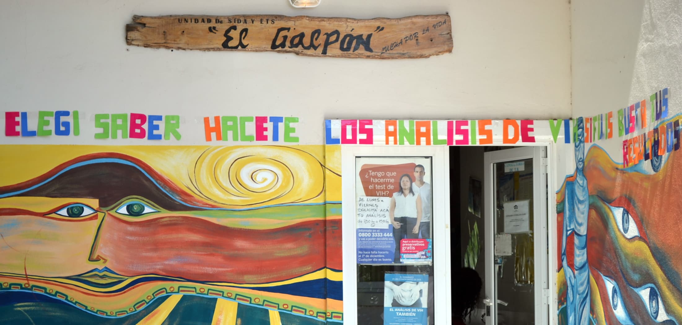 El VIH comenzó a detectarse en jóvenes a partir de los 20 años, principalmente de la clase media y va en aumento