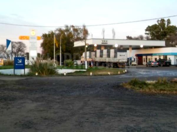 Robaron seis mil pesos a mano armada en la estación de servicio ACA, no hubo heridos