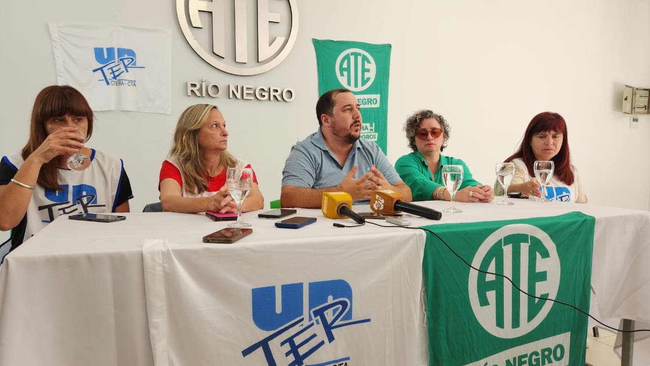 Gremios reclaman al Gobierno una corrección del 10% en los salarios
