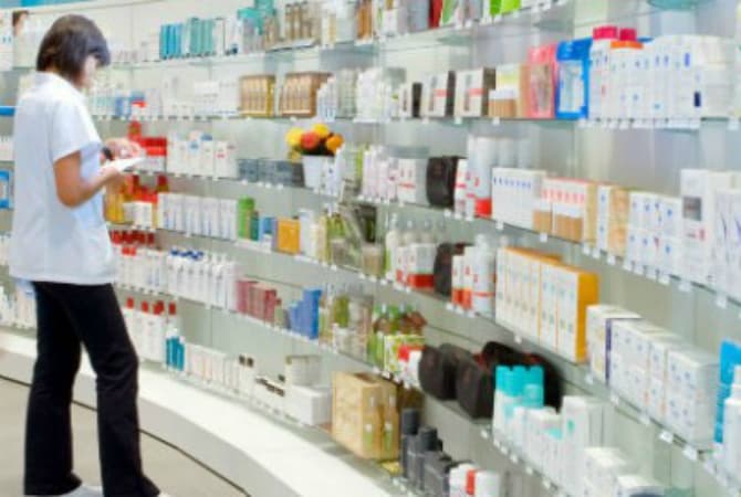 Modificaciones a la ley que regula la actividad del farmacéutico en Río Negro y la ubicación de farmacias