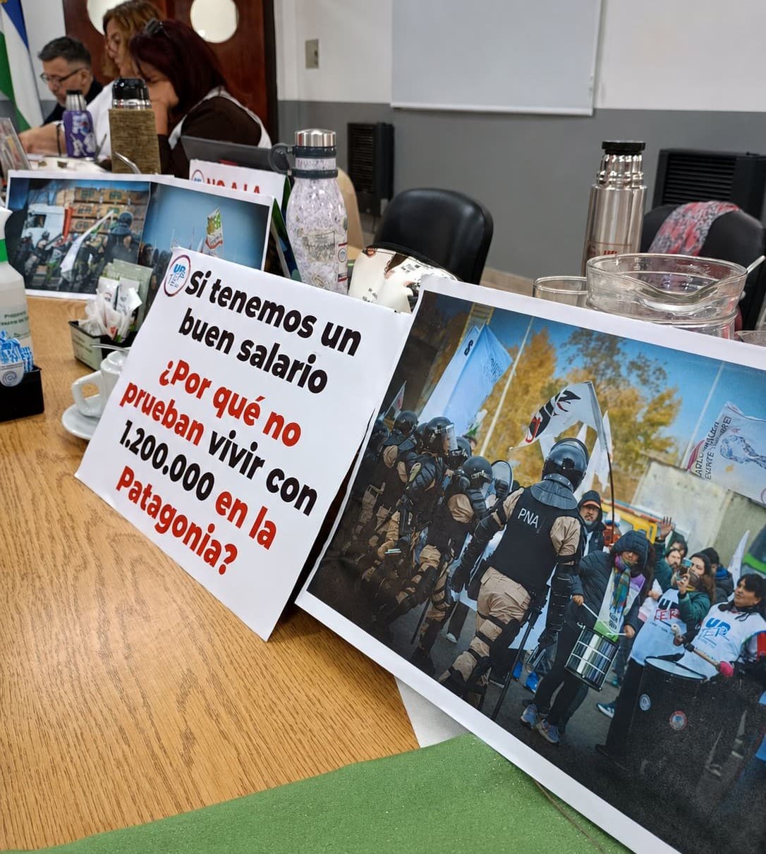 «Mientras la docencia sostiene las escuelas en condiciones cada vez más complejas, el Gobierno vuelve a dar la espalda a los reclamos»