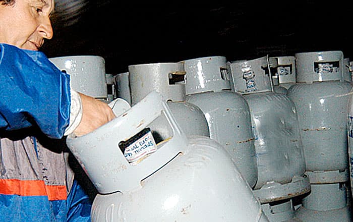 Se está abonando el subsidio al gas de forma automática a todos los usuarios de bajos recursos