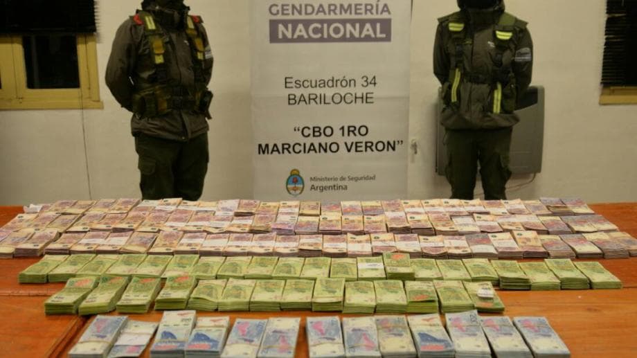 Le incautan 3.000.000 de pesos a una funcionaria provincial en un control de Gendarmería