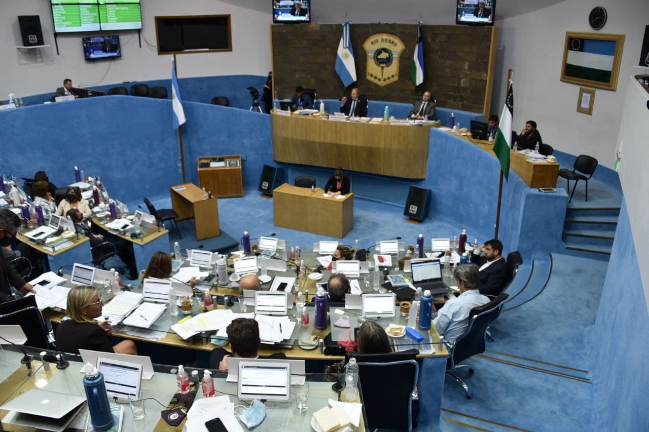 Con 31 votos a favor y 14 en contra fue aprobado el presupuesto 2022 en la Legislatura de Rio Negro