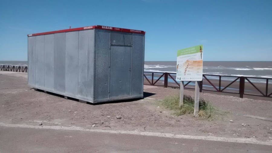 Rompieron los refugios de guardavidas de El Cóndor y robaron elementos de su interior