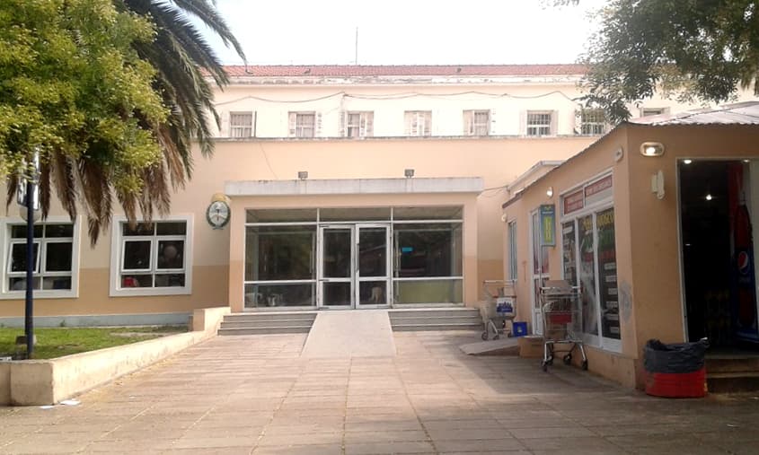Policías salvaron la vida de un bebé de un mes que no podía respirar