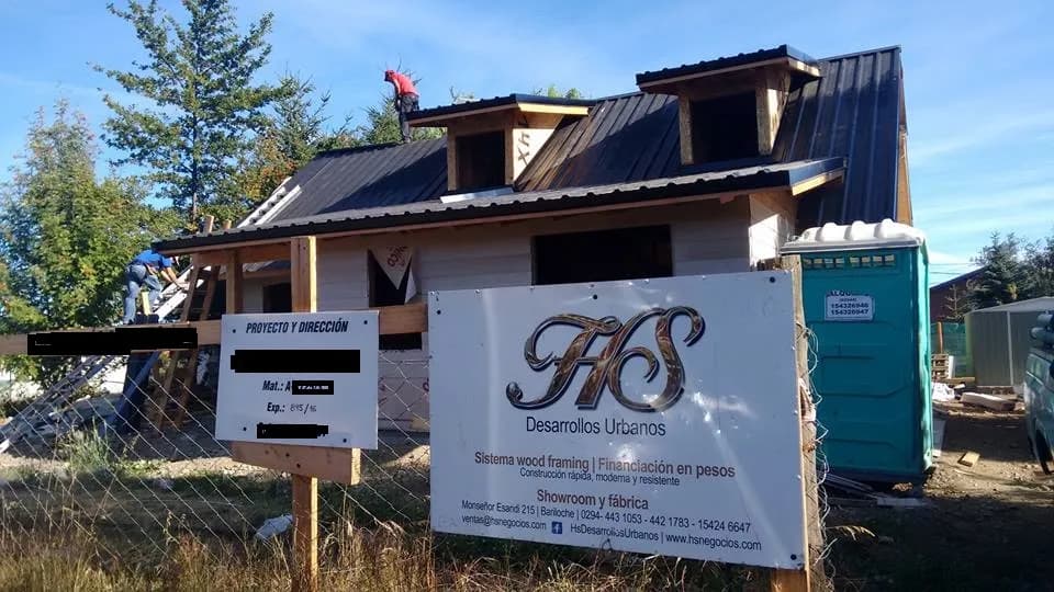 Una constructora y un empresario fueron condenados por cobrar el adelanto de una casa que nunca hicieron