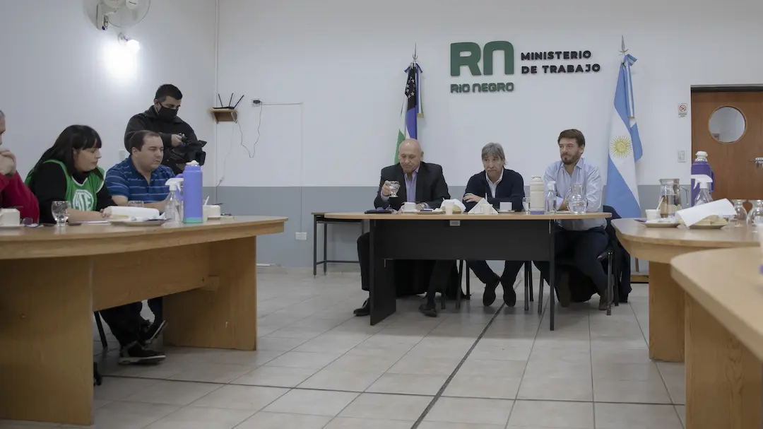 A los gremios el Gobierno presentó un Plan de Mejora para el sector de Salud
