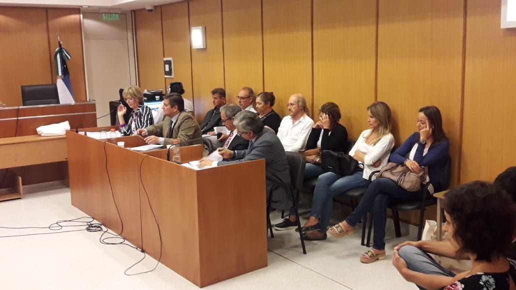 «La investigación contra los farmacéutico debe llegar a fondo y el fallo debe ser ejemplar»