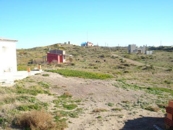 Prohíben movimiento de suelo y construcción de obras a un propietario en La Lobería