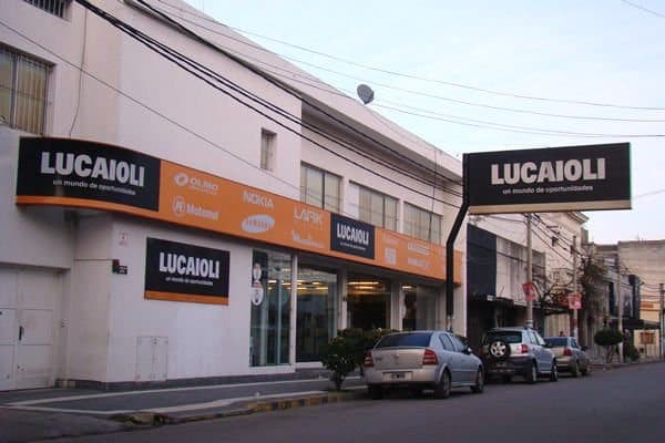 Condenan a Lucaioli a indemnizar a ex empleada por despido injustificado y haberes mal liquidados