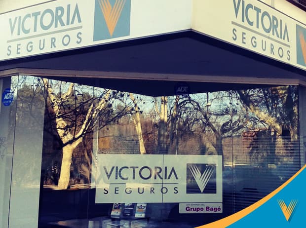 Violó la prioridad de paso de quien viene por la derecha y deberá hacerse cargo