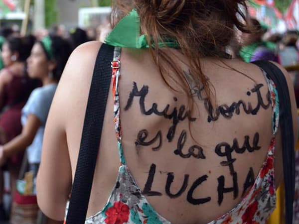 “Hay que empezar a cambiar el concepto de que la mujer es un objeto”