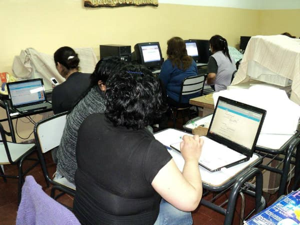 Finales de abril, principio de mayo, comenzarán los exámenes del pase a planta permanente para los 5.500 contratados