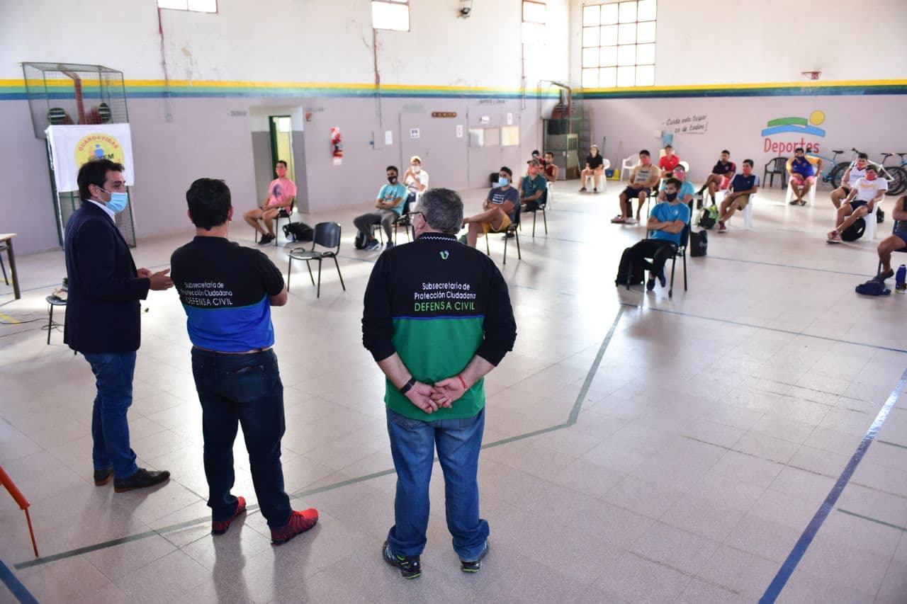 Guardavidas se capacitan con protocolos Covid para el rescate seguro