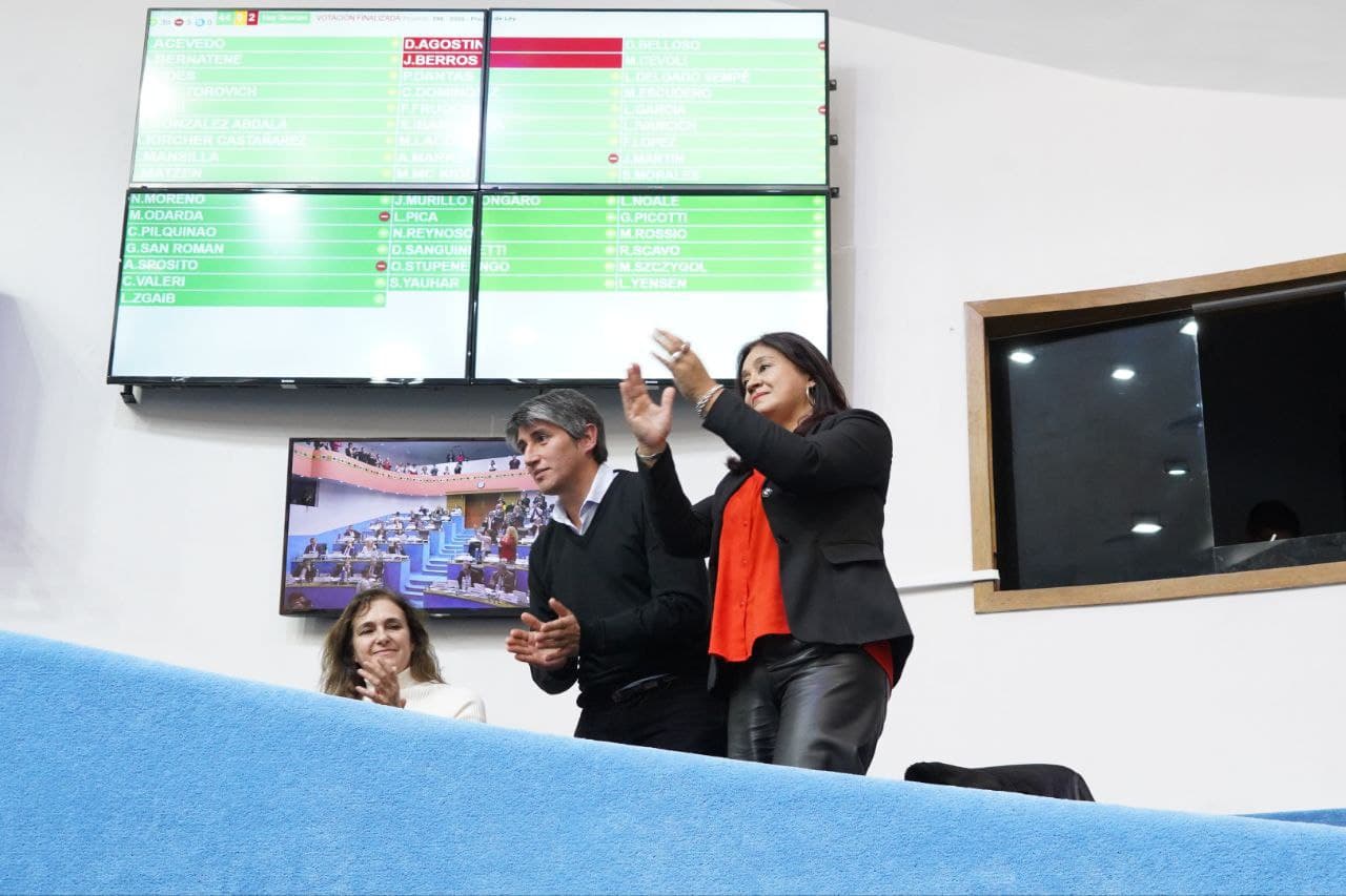 Fue ratificado el acuerdo para el oleoducto y la terminal portuaria en Punta Colorada
