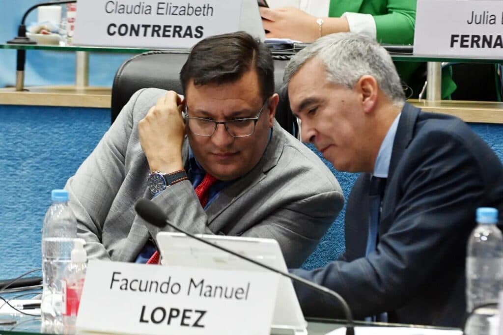 Quieren cobrar aranceles a extranjeros que utilicen el sistema público de Salud o accedan a la educación terciaria en Rio Negro