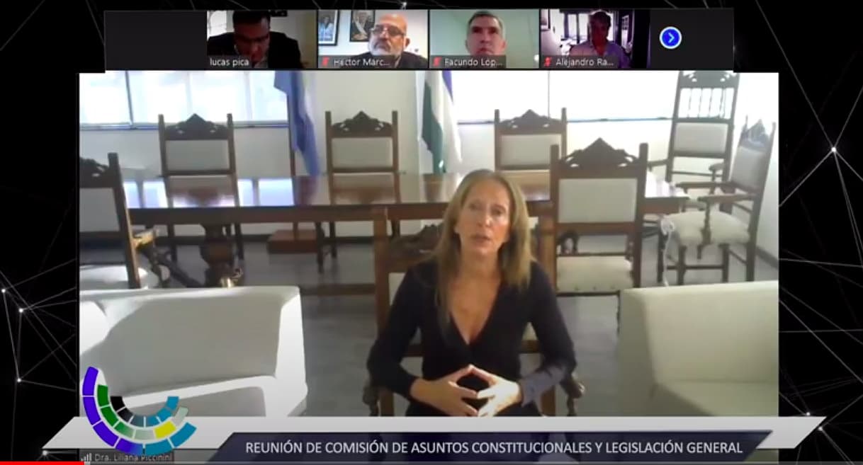 Constitucionales avala suspender los Juicios por Jurados por la pandemia